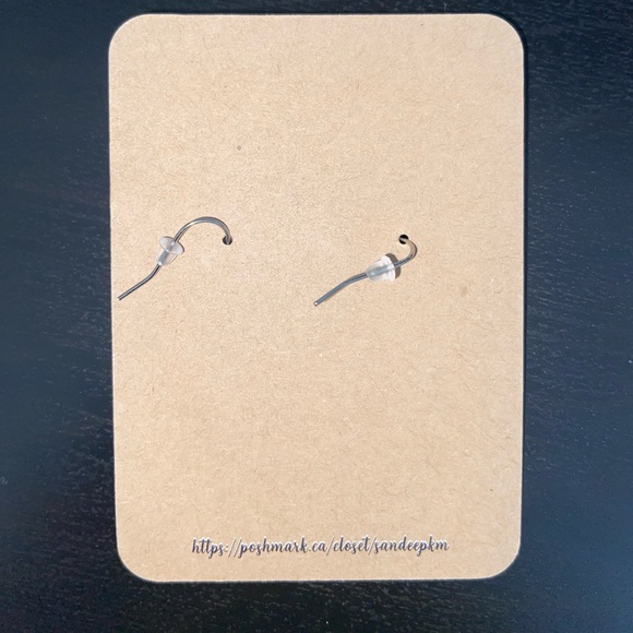 Handmade pink flower earrings 🌸 - Picture 4 of 5